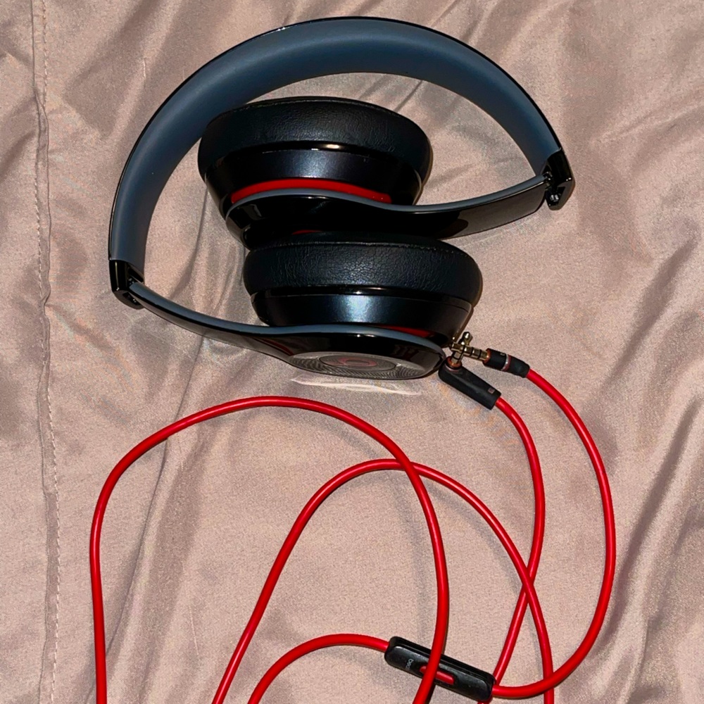 Beats Solo 2 Wired